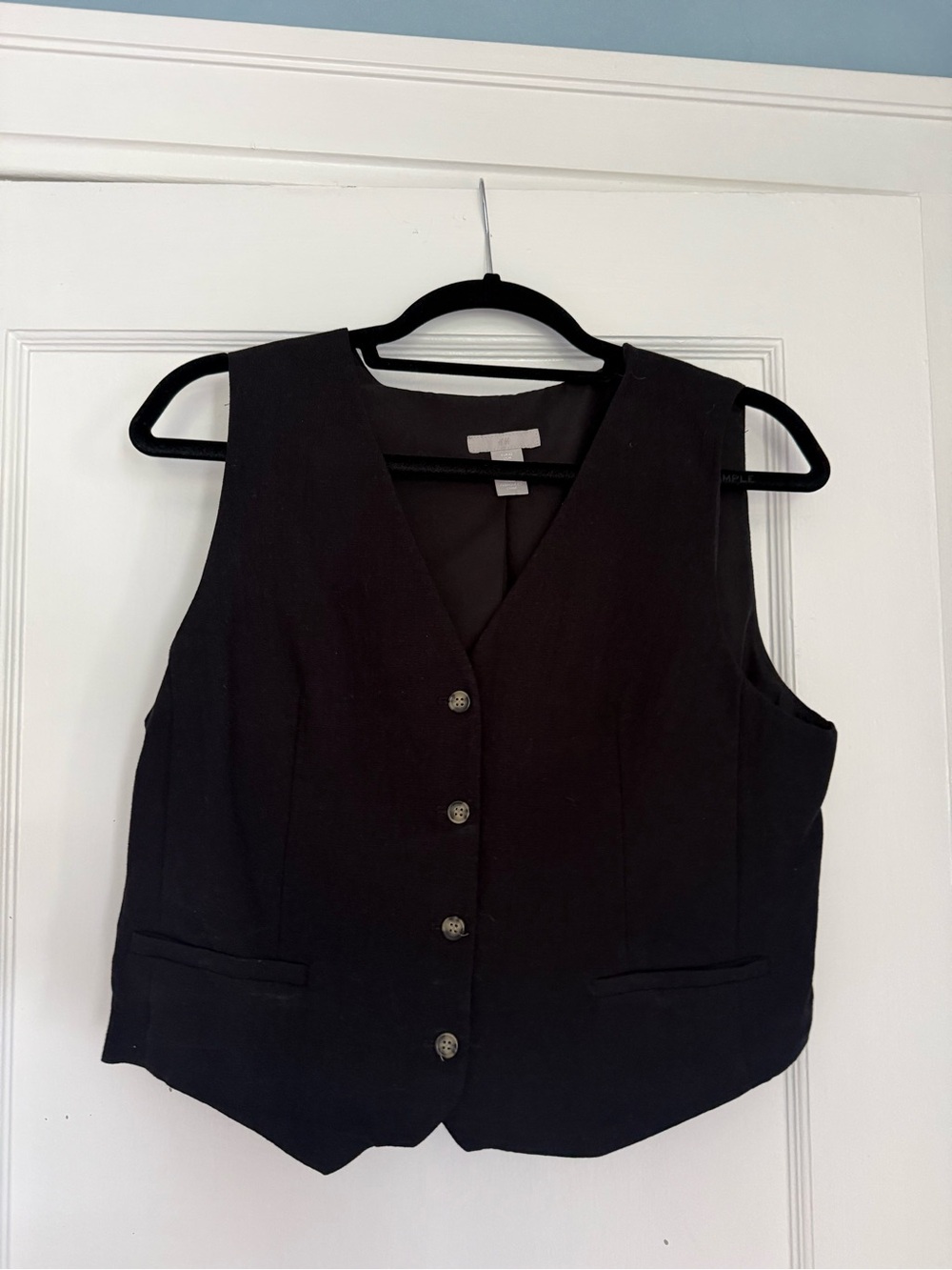 H&M cropped vest